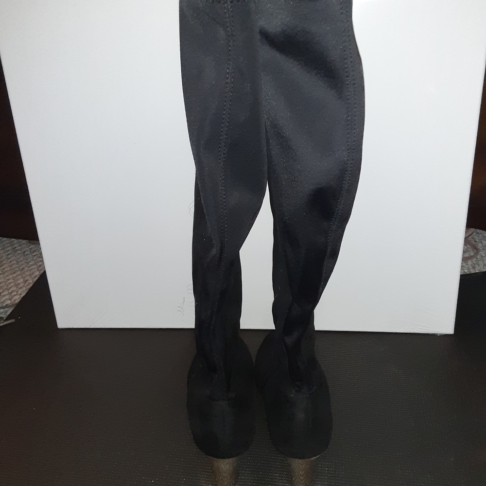 Black Wedges - Picture 3 of 3